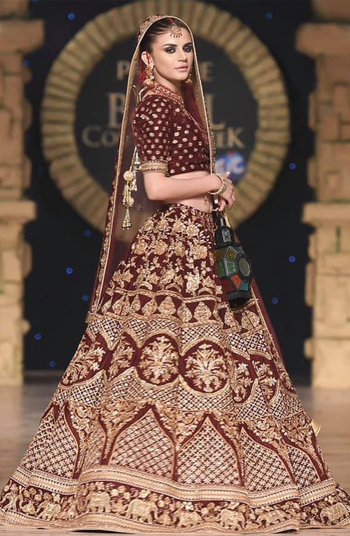 Inara Lehnga Choli